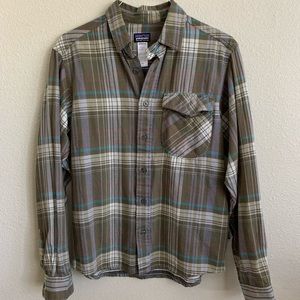 Men’s Patagonia Flannel - Size Small - Multicolor